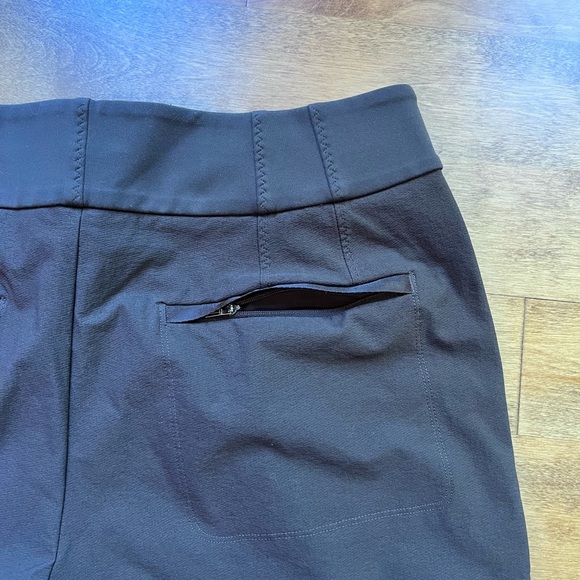 Athleta Wander Hybrid Straight Leg - Picture 7 of 9